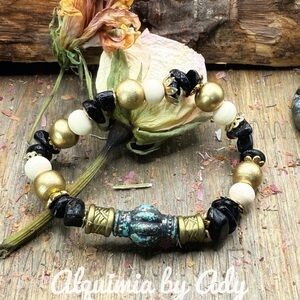 Black onyx maximalist western bracelet